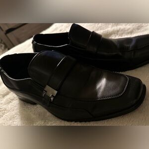 Never worn Perry Ellis Portfolio black dress shoe-Size 8